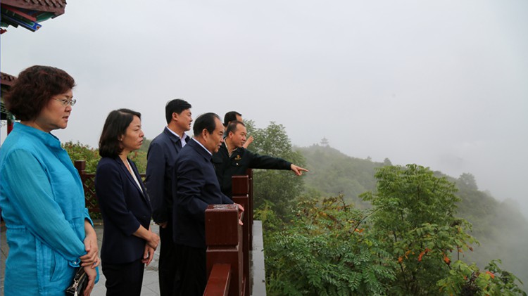 省市場(chǎng)監(jiān)督管理局黨組書(shū)記、局長(zhǎng)王忠習(xí)調(diào)研金徽股份